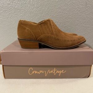 Crown Vintage Tan Ankle Boots Western-Inspired Design